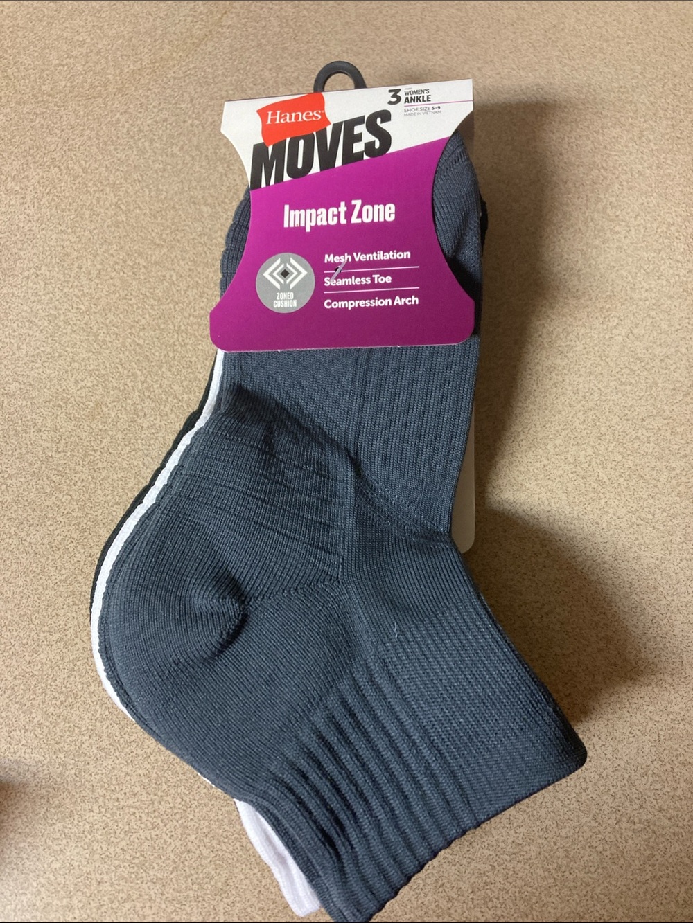Hanes Moves Impact Zone Ankle Socks - Dark Gray black white  (3-Pack)